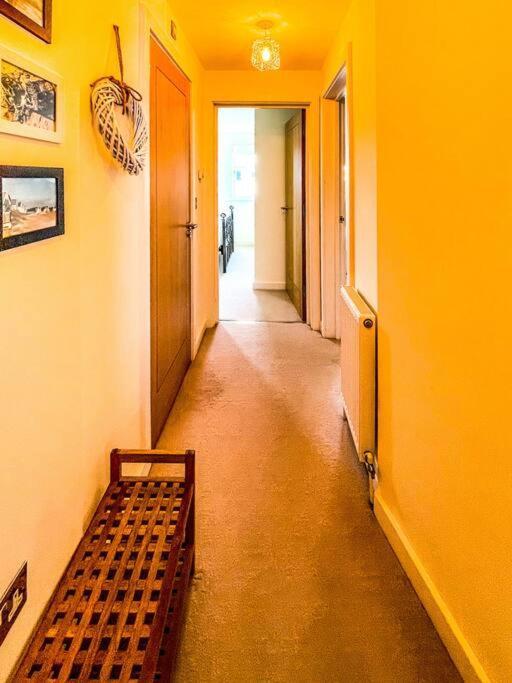 Soho Beach Apartment With Fabulous Sea View And 2 Minutes To The Beach With Free Parking And Netflix Bournemouth Dış mekan fotoğraf